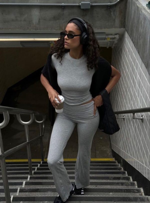 Casual Workout Two Piece Outfits for Women Short Sleeve Crop High Waist Foldover Flare Pants Tracksuit Sets Streetwear