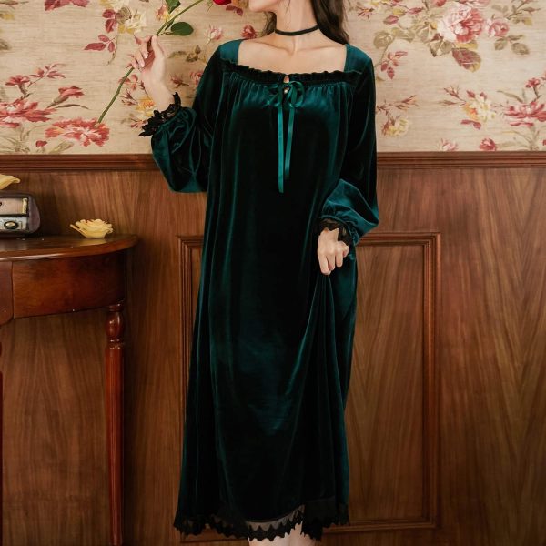Women's Long Sleeve Nightgown Velvet Sleep Dress Ruffle Crew Neck Mid-length Nightdress