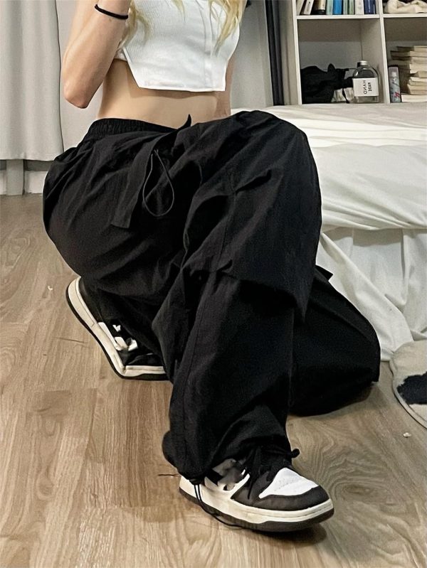 81CmFSAE4KL._AC_SL1500 Women Cargo Pants Trendy Parachute Pants Elastic Waist Hiking Pants Lightweight Waterproof Baggy Joggers with Pockets